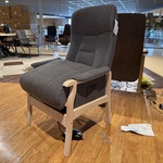 Sta-op stoel, grijs stof, elektrisch verstelbaar